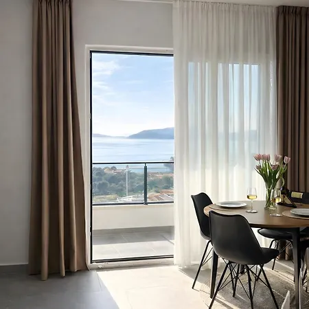 Appartement Morelux Ini