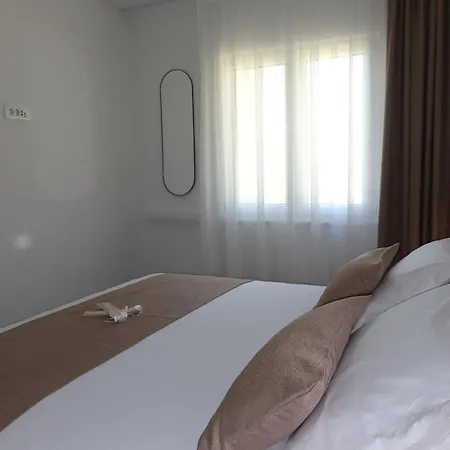 Appartement Morelux Ini *